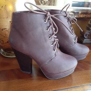 Burgundy Wine Fall Booties